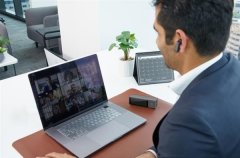 可同步生成双语字幕并投屏